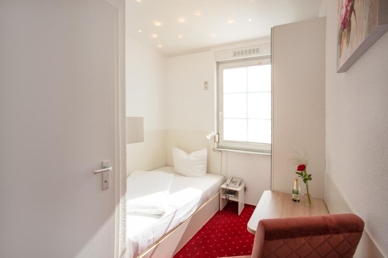 Hotel Relax & 3*