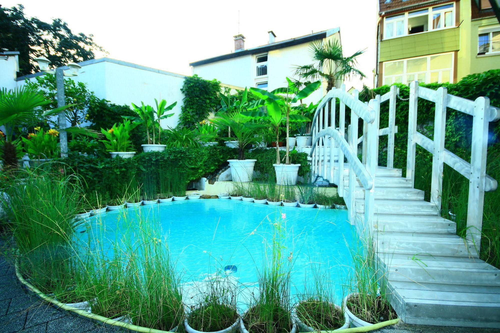 Hotel Relax &