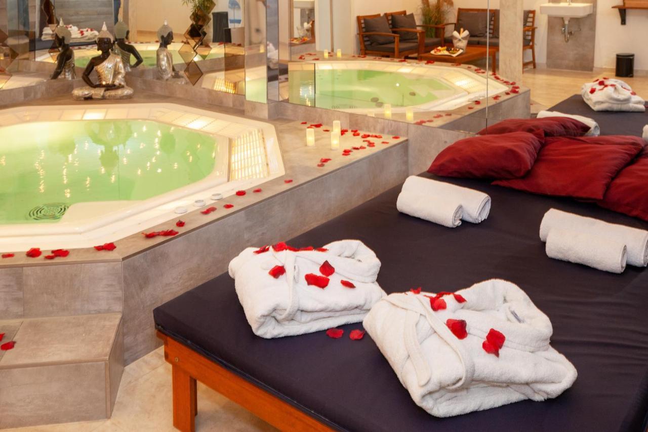 Hotel Relax &