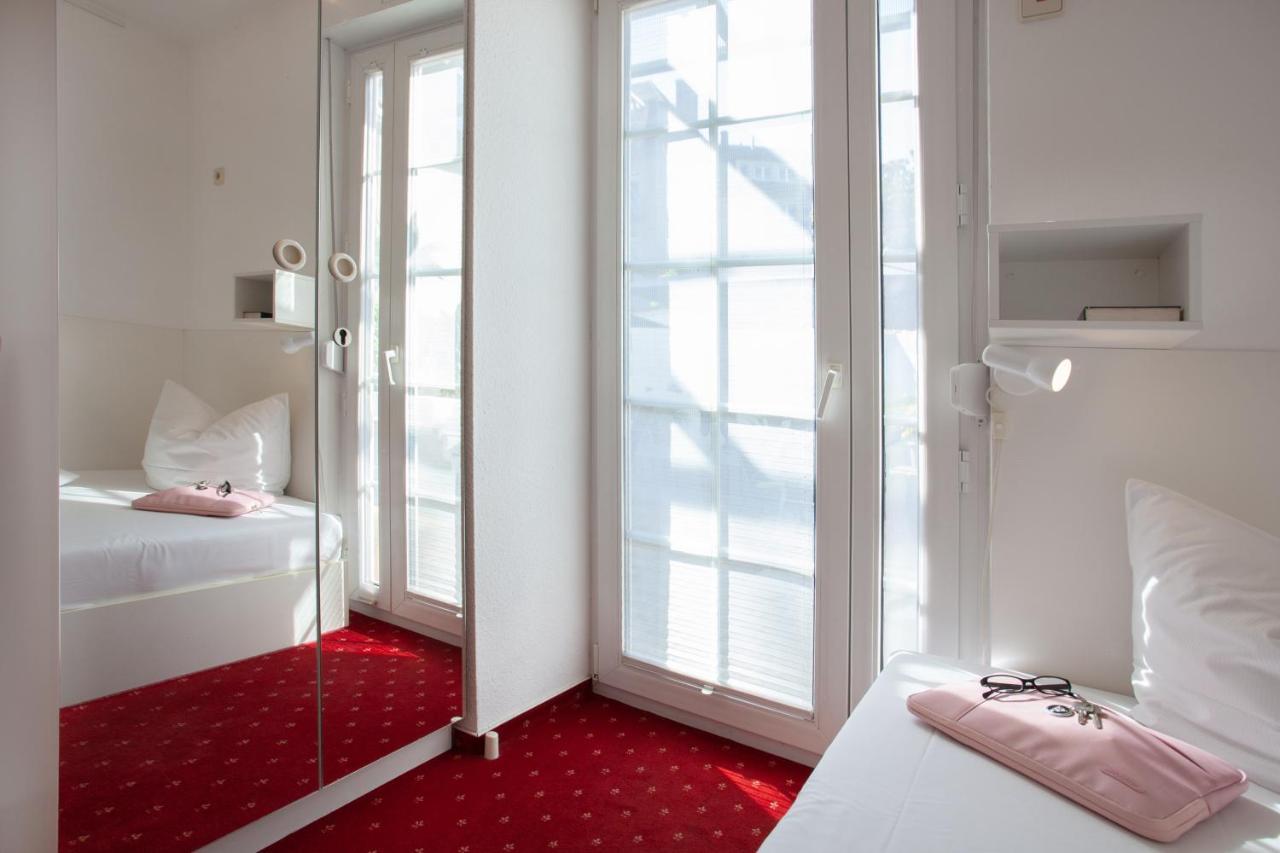 Relax & 3* Stuttgart